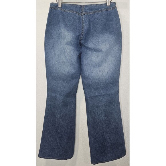 Vtg INC International Concepts Women's Size 8P Beaded Boot Light Wash Y2K Jeans - Picture 3 of 15